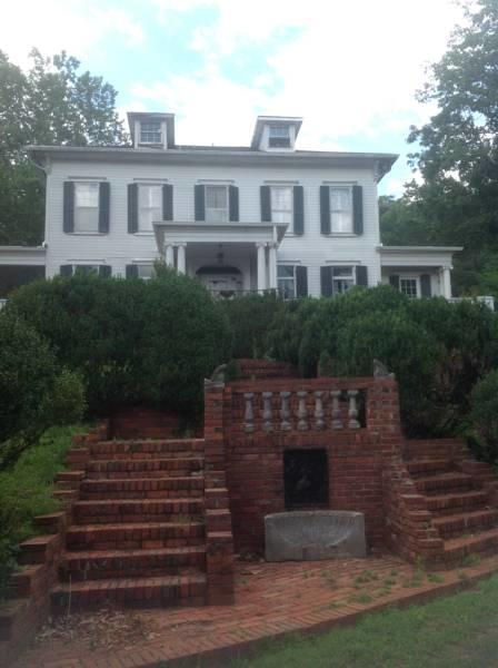 Springwood Inn Anniston Bagian luar foto