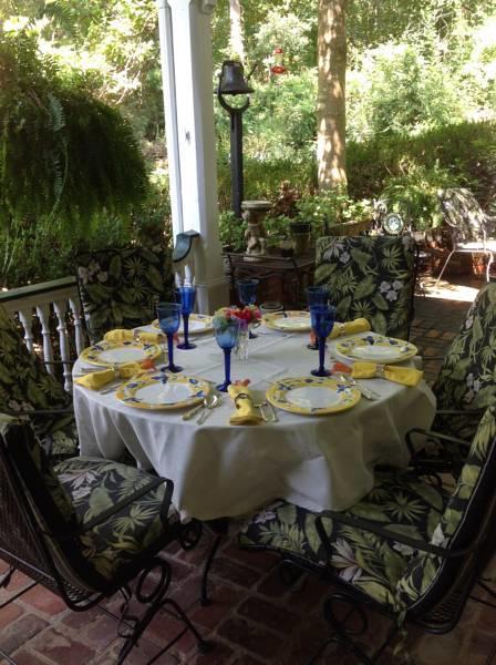 Springwood Inn Anniston Bagian luar foto